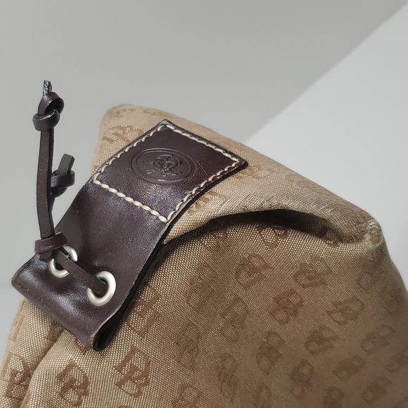 Dooney & Bourke Women Handbag, Large, Brown - Picture 13 of 15